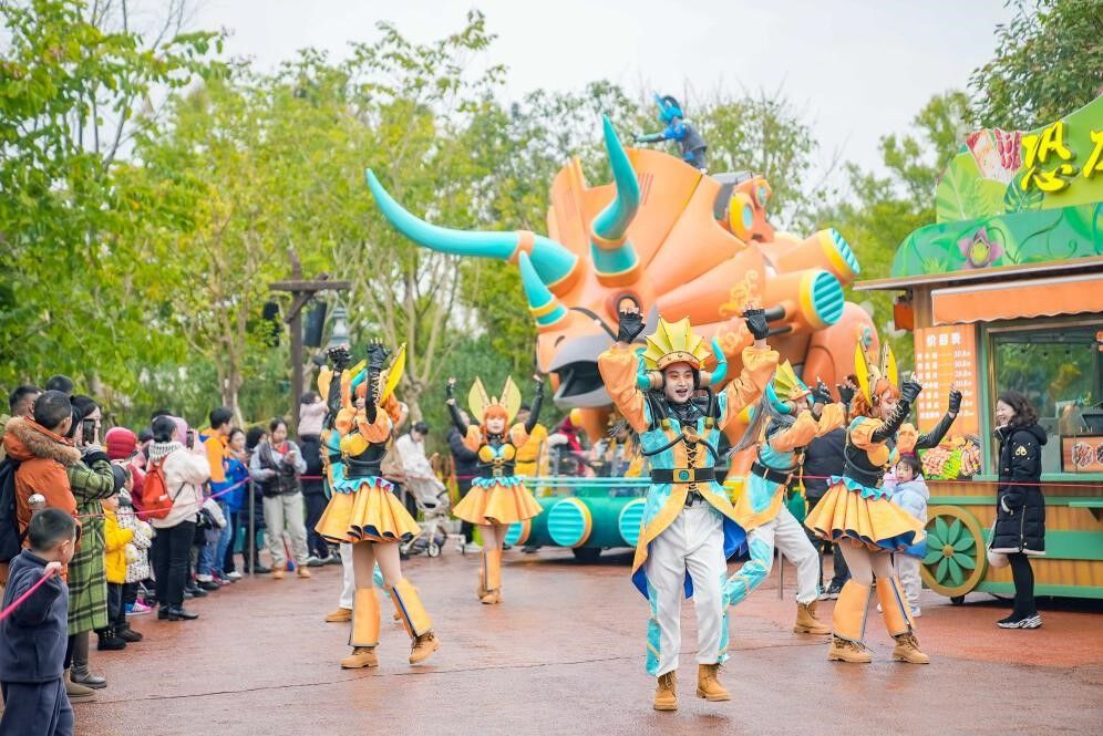 【新春走基层】春节假期前四天 自贡A级景区接待游客73.77万人次-9.jpg