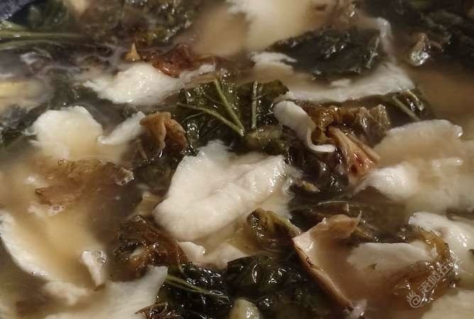 早上煮点酸菜baba吃，小时候吃了好多这个！-1.jpg