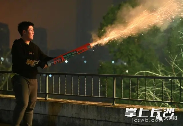 春节烟花已超俄乌冲突DY量？想低调实力不允许-22.png