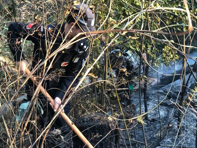贵州一男子野外烤糍粑引发山火，警方：已刑事拘留-1.jpg