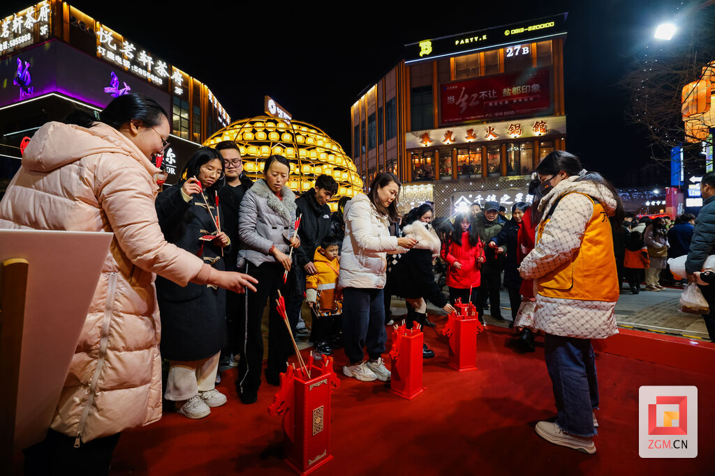 “文化味儿”“烟火味儿”十足！高新区第二届元宵游园会热闹欢腾-10.jpg