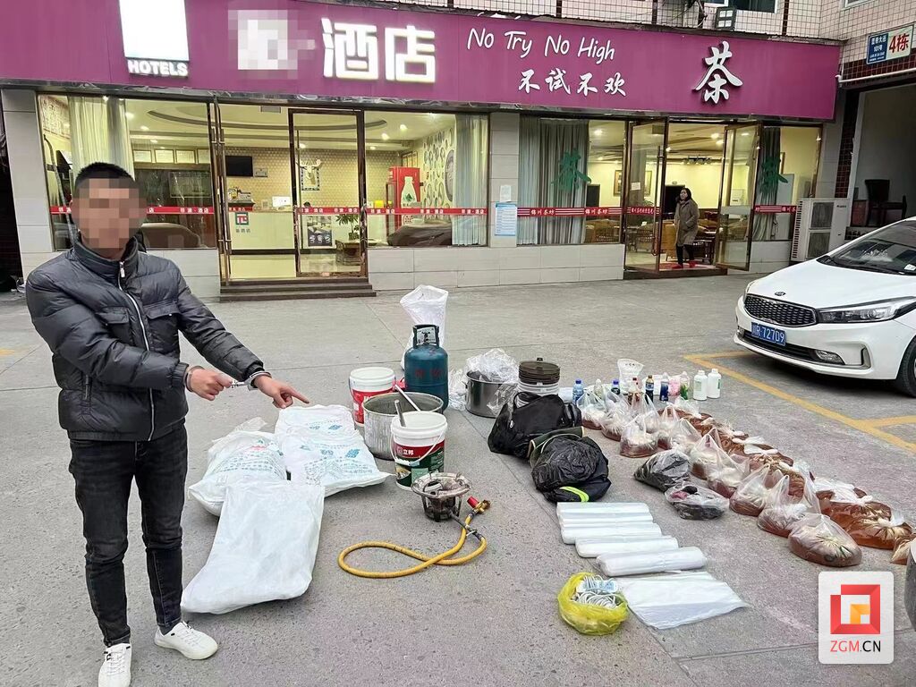 冒充“电工”兜售假蜂蜜 2名犯罪嫌疑人被荣县警方抓获-2.jpg