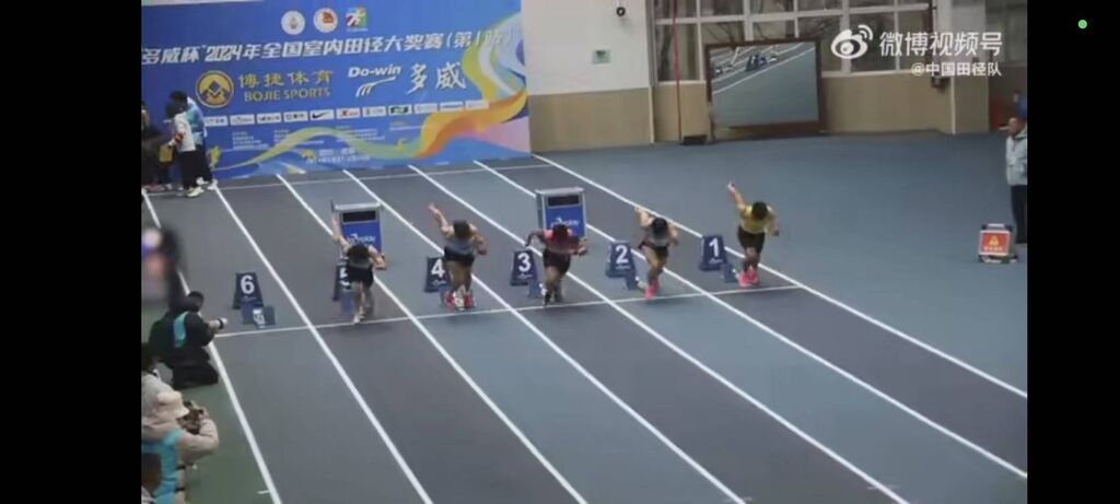 苏炳添在成都复出 首秀跑出6秒70-1.jpg