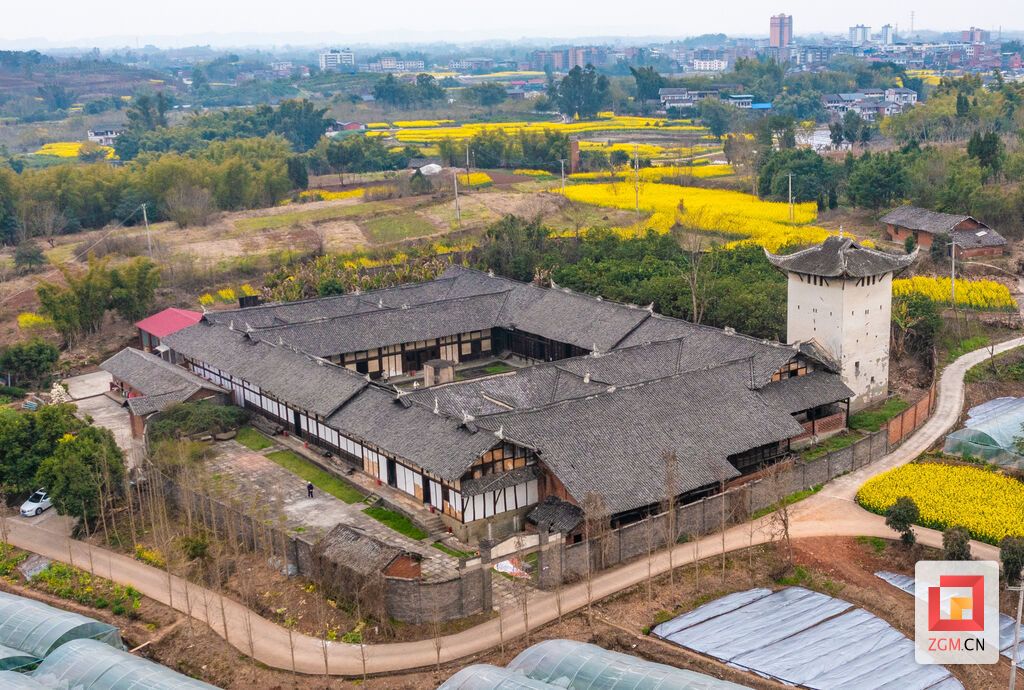 中坝钟氏庄园：碉楼矗立 见证百年历史沧桑-1.jpg