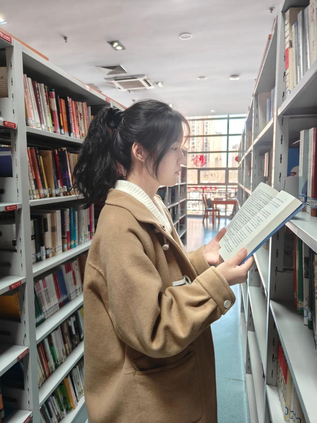 逆袭！15岁辍学，从餐馆服务员到高校研究生！余杭这个姑娘的10年太励志了！-7.jpg