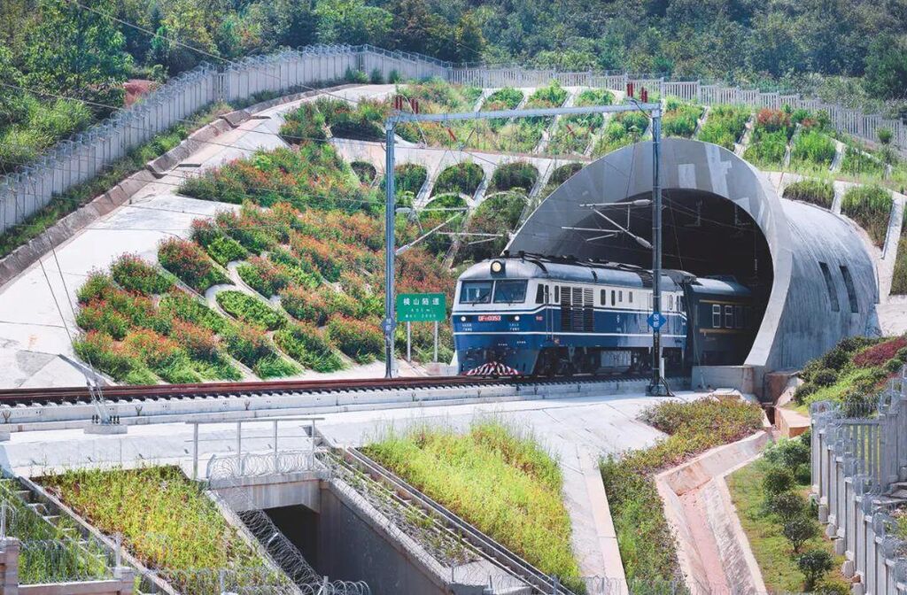 这条高铁获国家级荣誉 多图带你看沿线美景-6.jpg