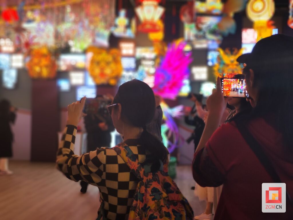 自贡第五届原创短视频大赛走进大安-3.jpg