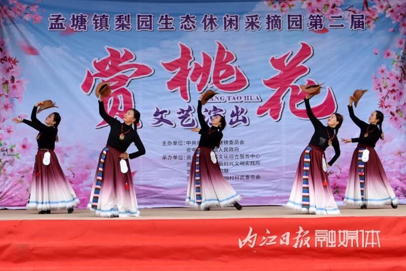 桃花朵朵开，资中县梨园村248亩桃花静待客来-2.jpg