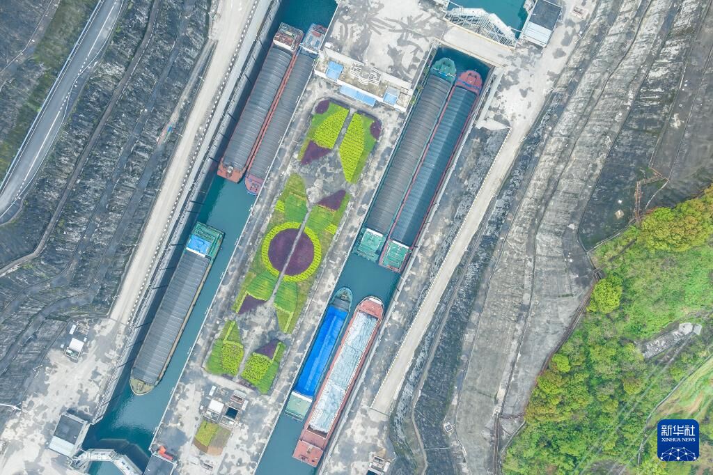 三峡北线船闸2024年计划性检修结束恢复通航-1.jpg
