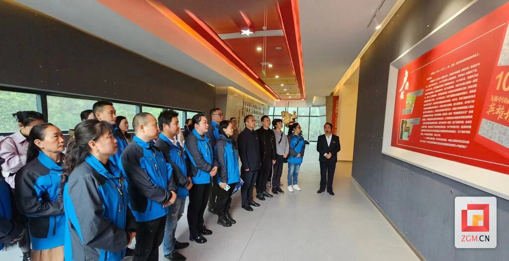 自贡市广播电视台组织开展“缅怀革命先烈·坚定理想信念”主题党日活动-1.jpg