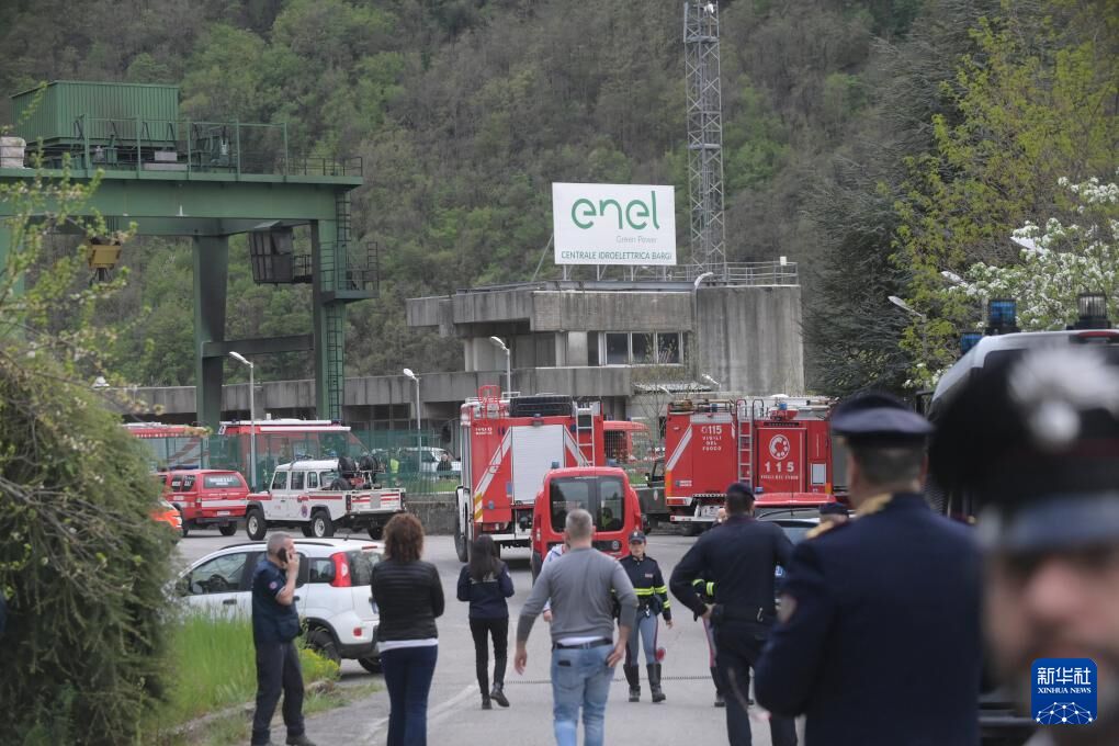 意大利一水电站发生爆炸至少3死3伤-4.jpg