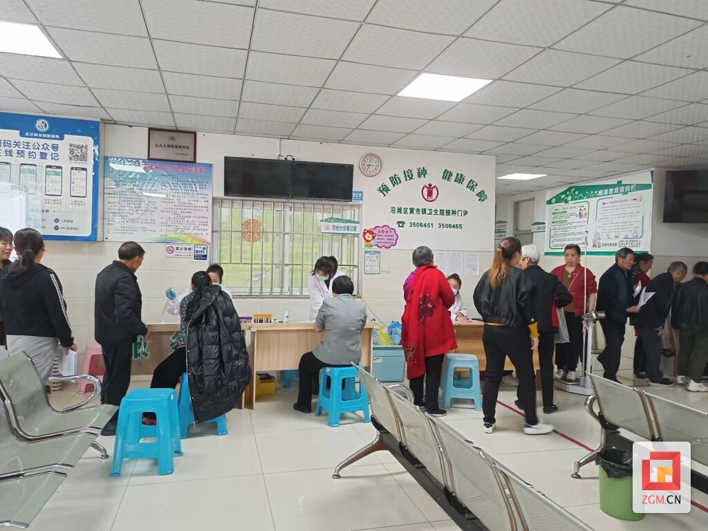 沿滩区黄市镇：免费体检送健康 让老人乐享关爱服务-1.jpg
