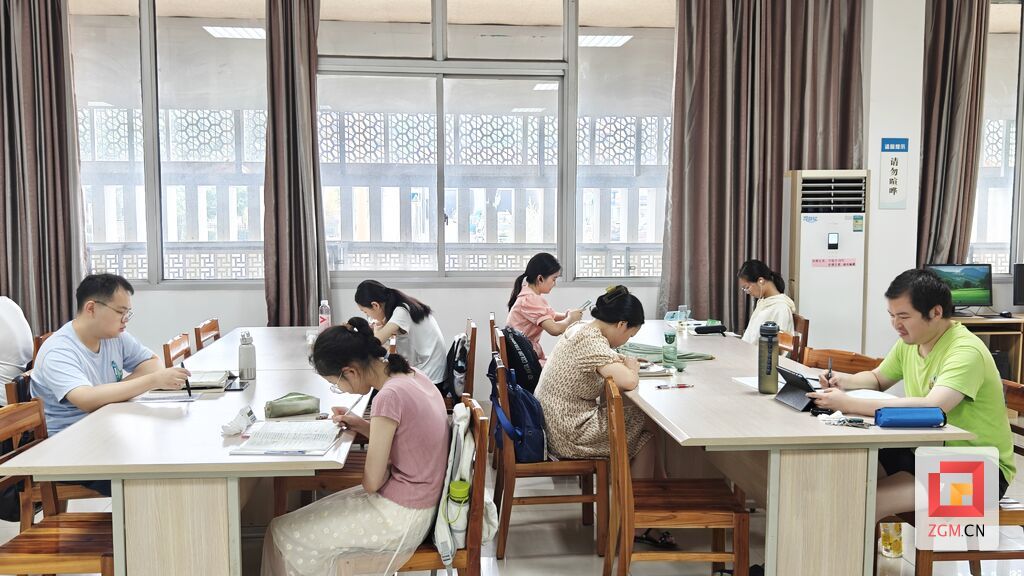 迎接第29个世界读书日 自贡各级图书馆有这些活动——-2.jpg