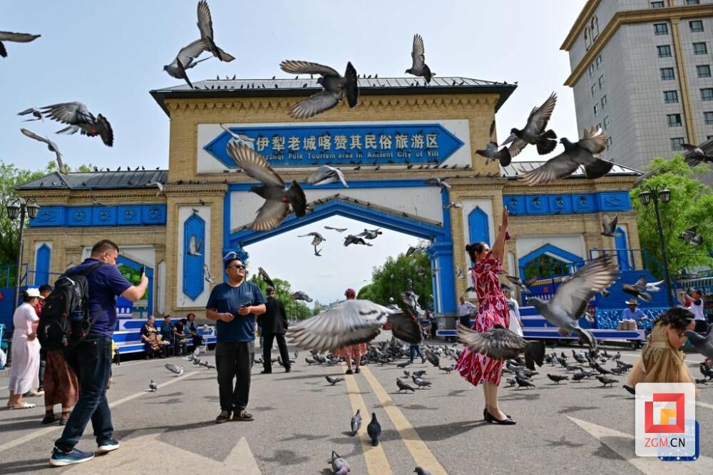 新疆伊宁：旅游市场持续升温-3.jpg