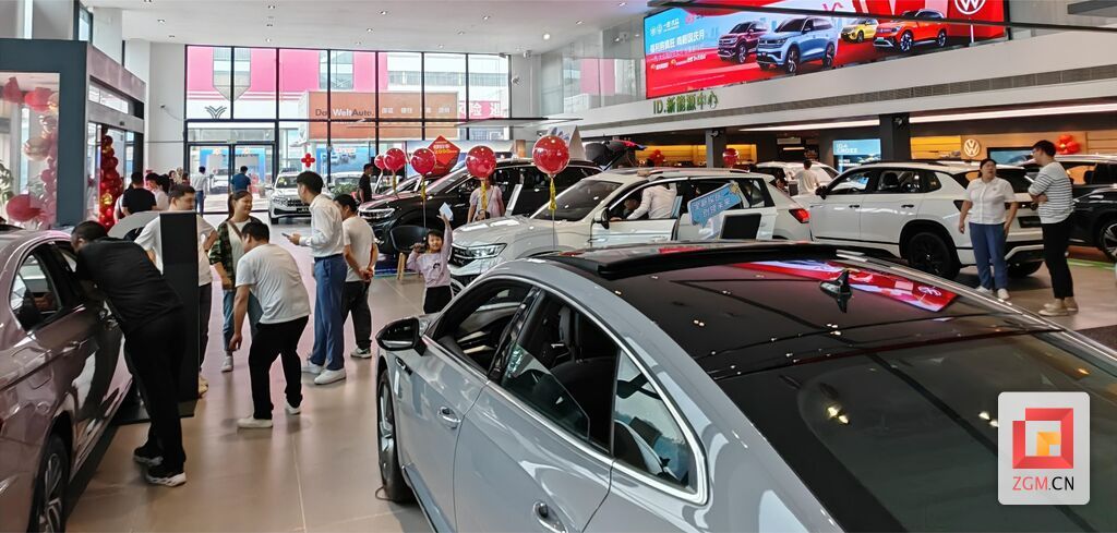 @自贡市民 以旧换新实施方案来了！报废旧车买新车 换购智能家电……-2.jpg