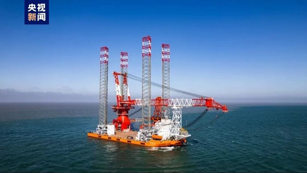 又一艘“海之利器”！1600吨自升式风电平台完成试航-1.jpg
