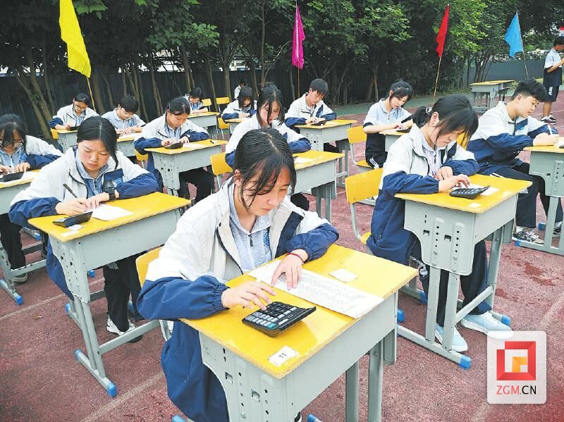 自贡市多措并举提升职教高考质量-4.jpg