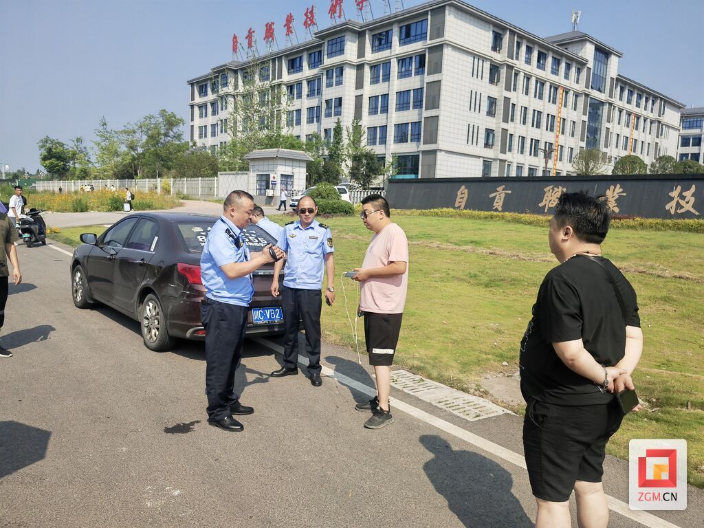 打击非法营运 大安区查处违法车辆10余台次-1.jpg