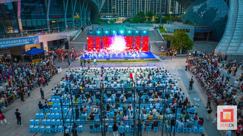 绽放艺术风采 富顺县举行庆祝“六一”国际儿童节活动-5.jpg