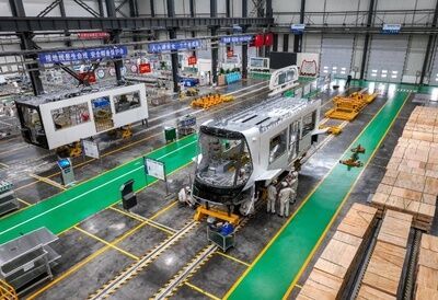 智轨电车练“氢”功-1.jpg