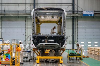 智轨电车练“氢”功-2.jpg