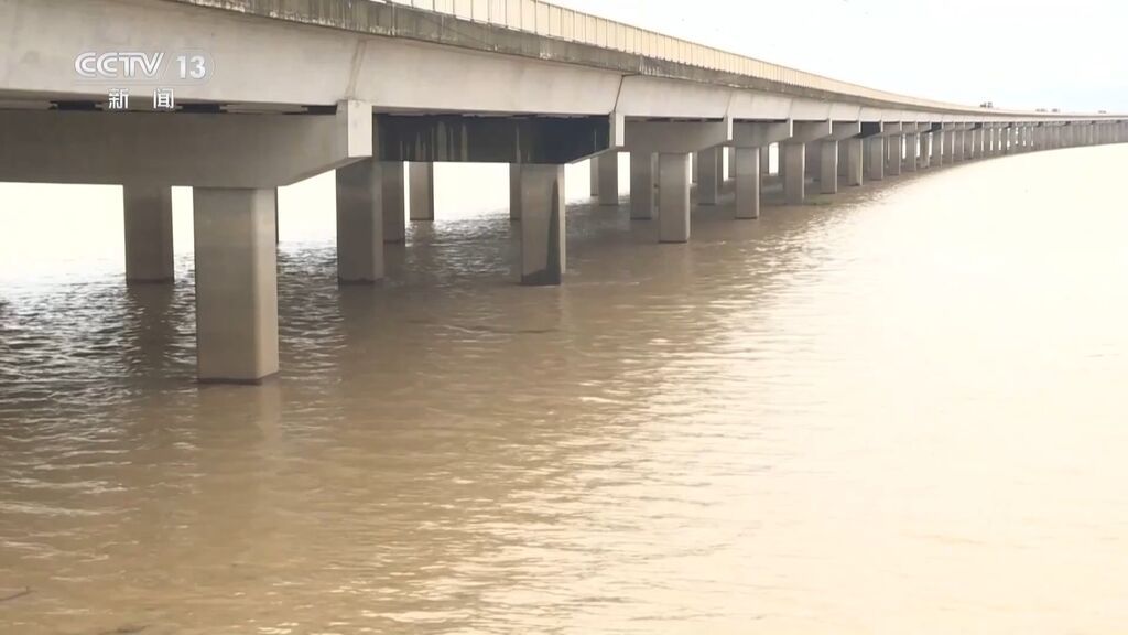 今年的梅雨为何这么强？气象专家分析→-3.jpg