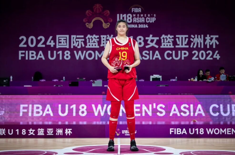 中国队获U18女篮亚洲杯亚军-3.jpg