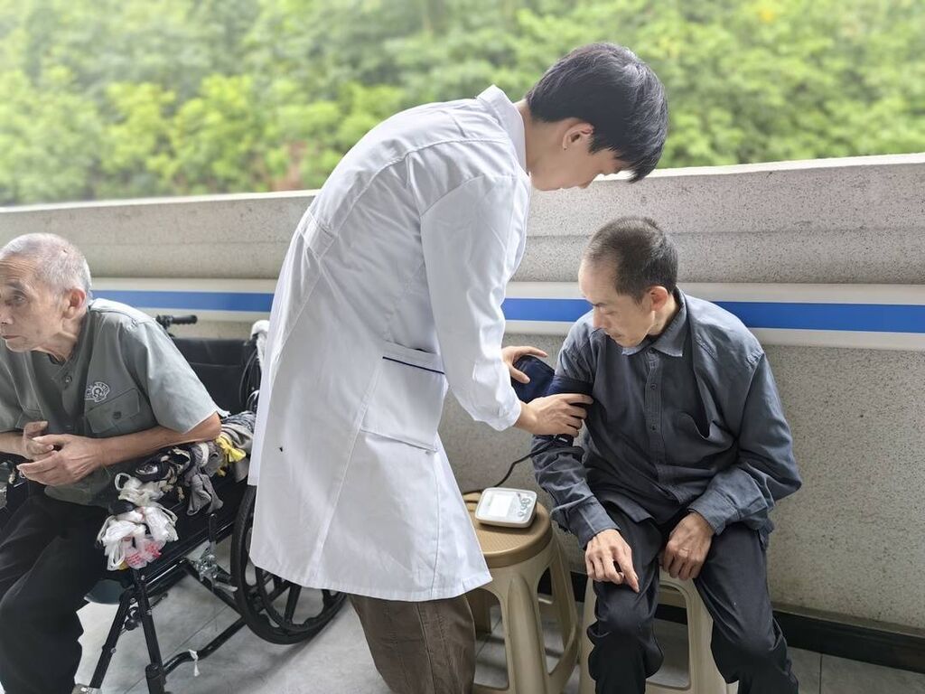 10元餐标只需付3元 四川内江健全农村养老服务体系 让老人“老有所依”-4.jpeg