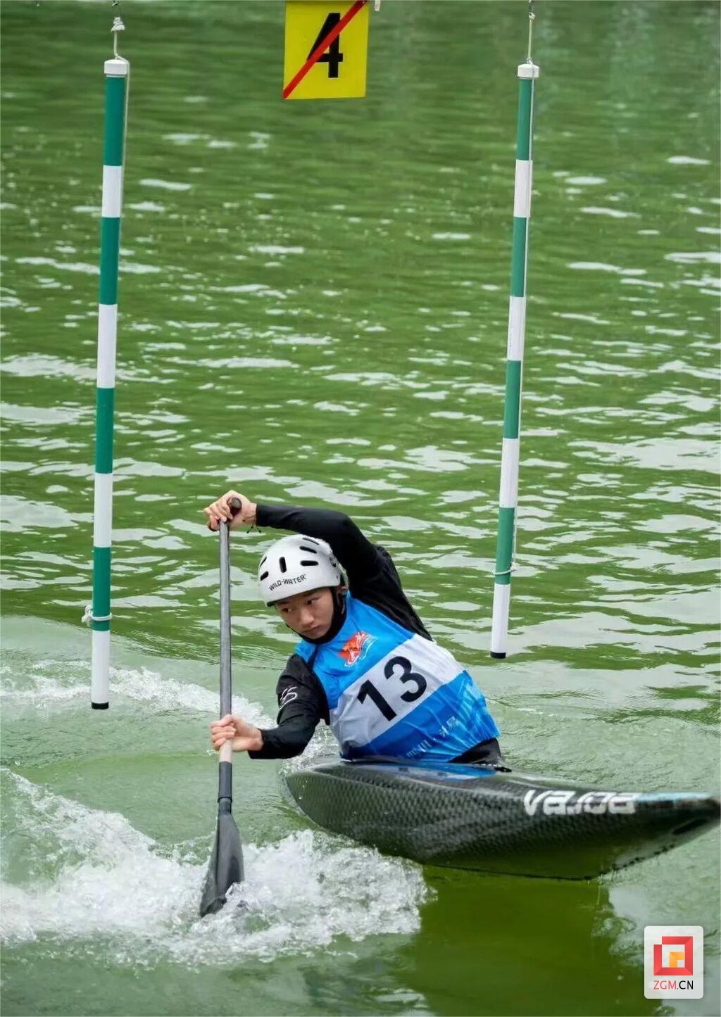 乘风破浪！自贡健儿在省皮划艇（激流回旋）锦标赛上获三金两银-1.jpg