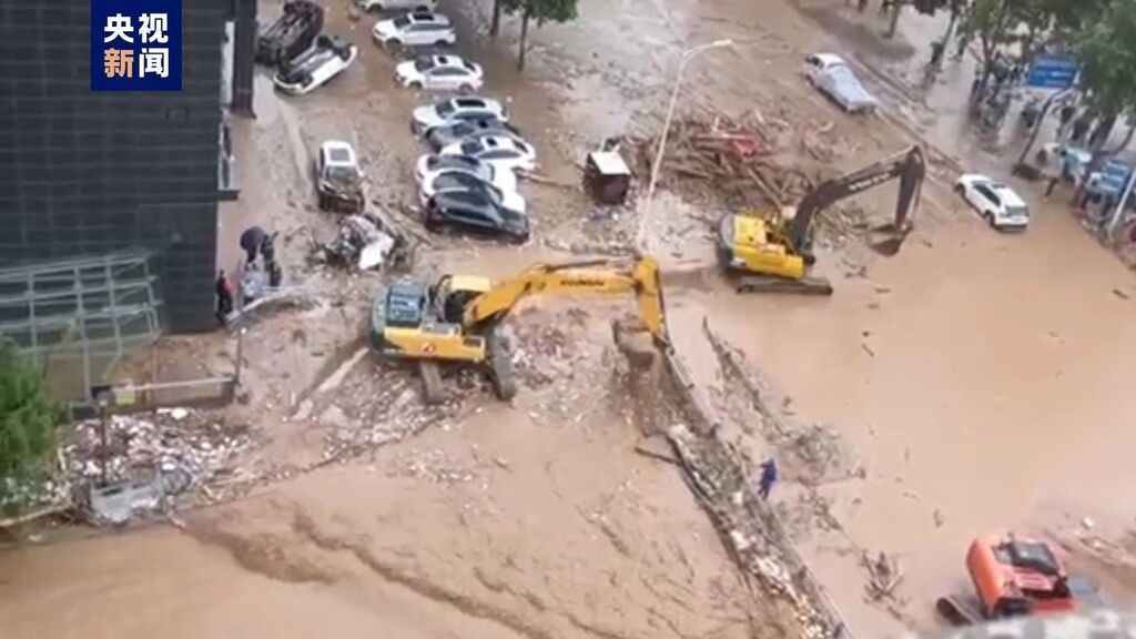 宝鸡暴雨致5人遇难8人失联 汛期如何科学避险？-1.jpg