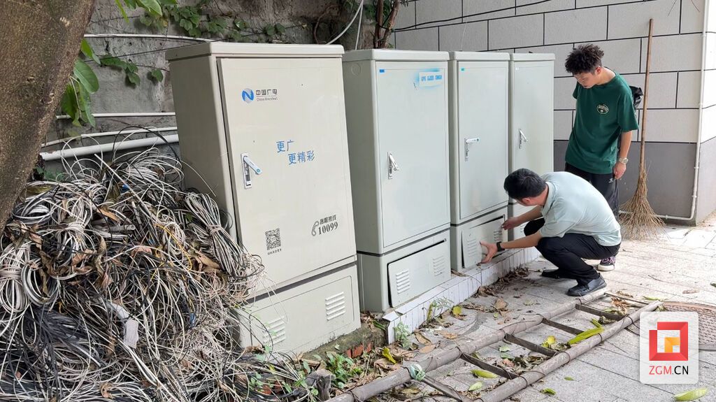 民生关切 | 自贡：整治通信管线“飞线” 17个老旧小区换新颜-5.jpg
