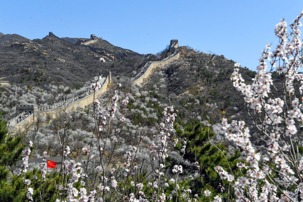 外媒关注：八达岭长城景区开始用无人机“送外卖”-1.jpeg