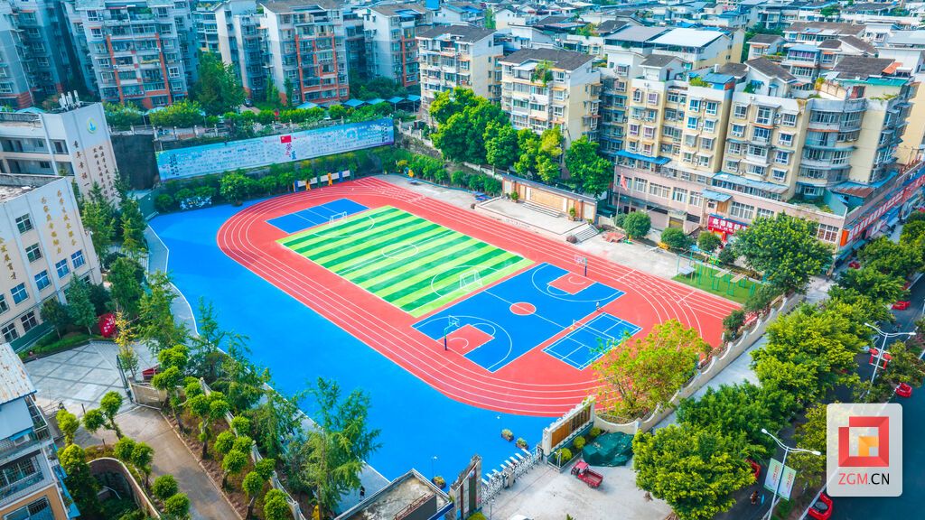 焕然一新！荣县12所学校运动场“大变身”-1.jpg