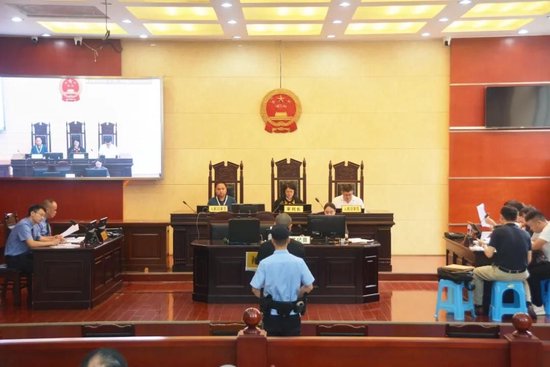 用猪肉干冒充牛肉干开网店销售，非法获利数十万元！8人被判刑-2.jpg