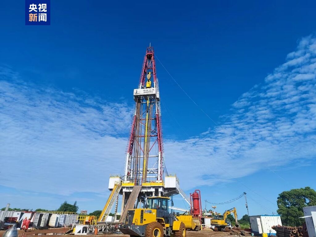 发现超188℃高温地热资源 我国最深地热科学探索井完工-1.jpg