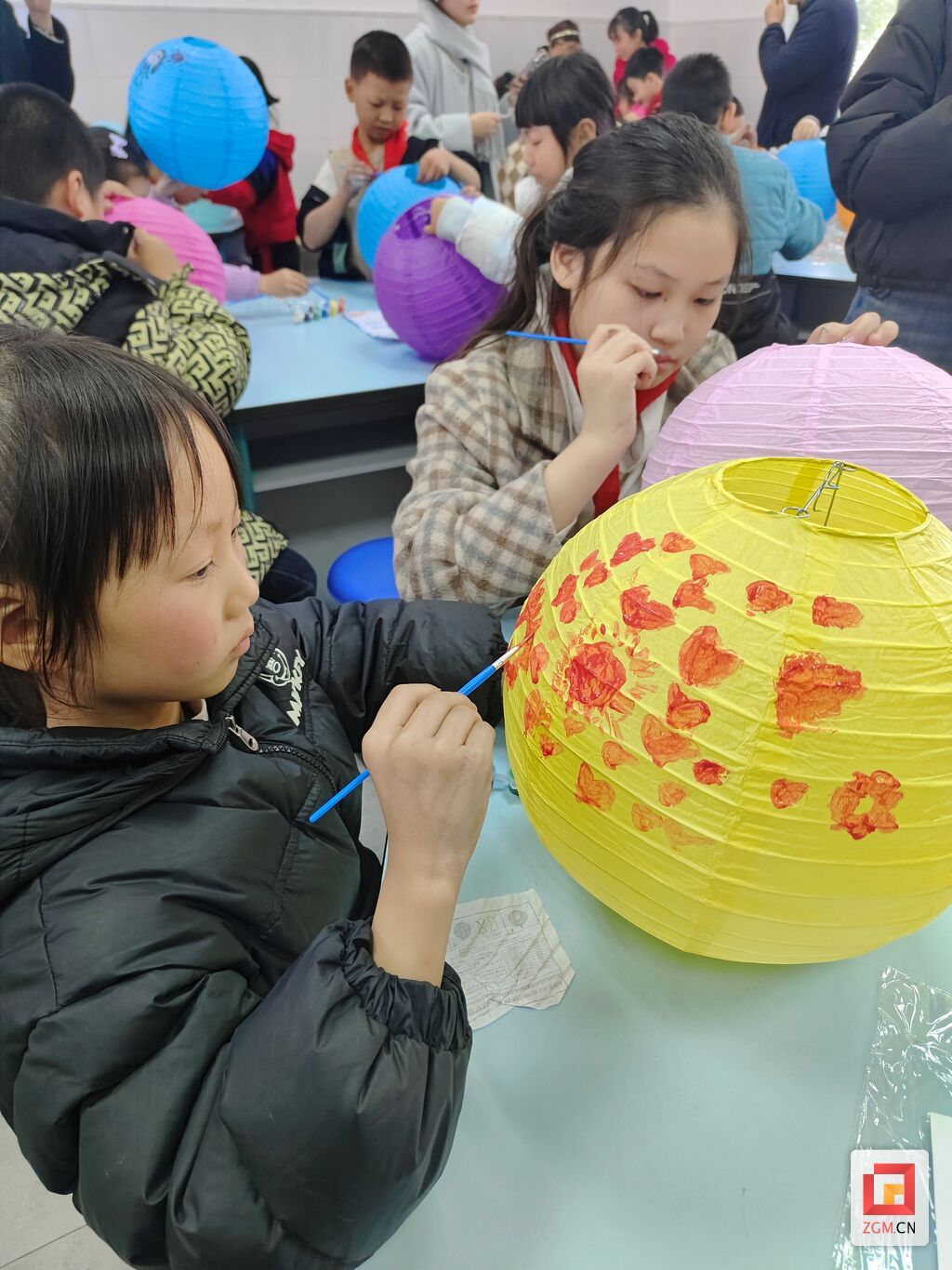 中国彩灯博物馆：“流动博物馆”进校园 为学生们送去“助学大礼包”-2.jpg