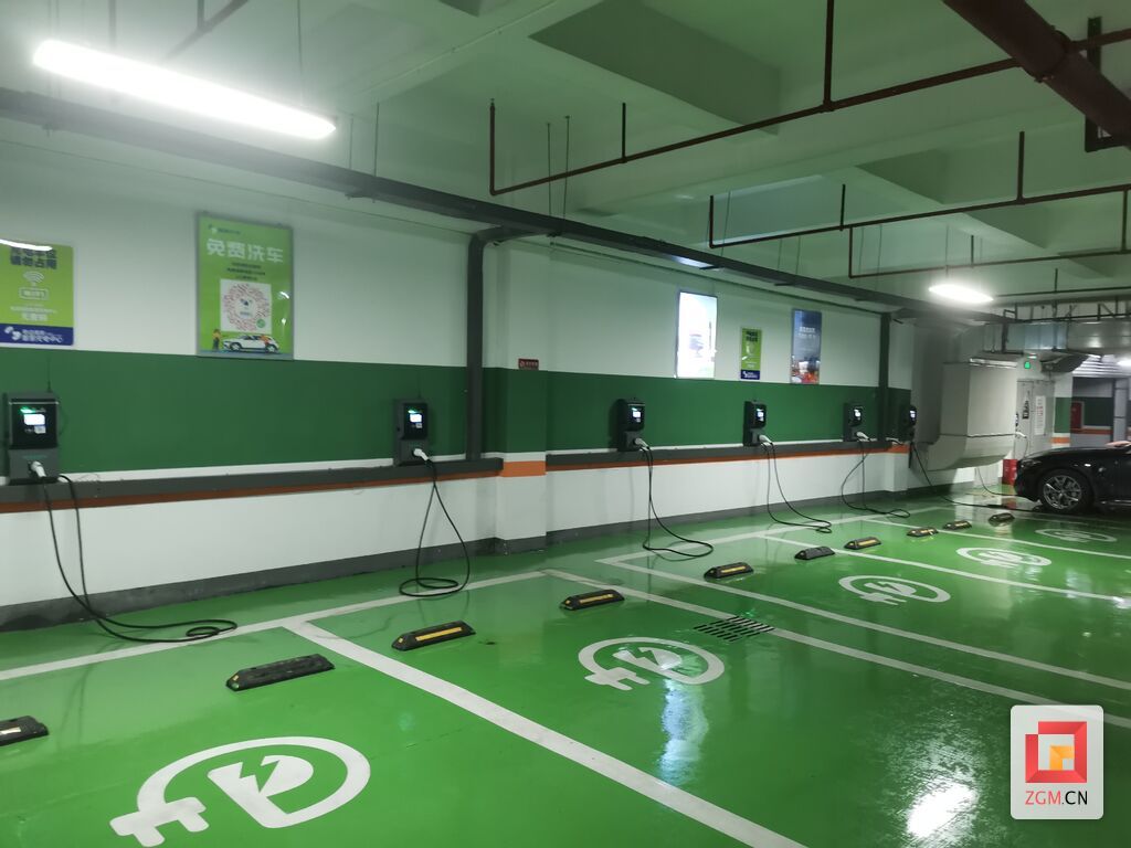 【民生事实暖盐都】超计划完成！今年自贡市新建城区停车位近4500个-4.jpg