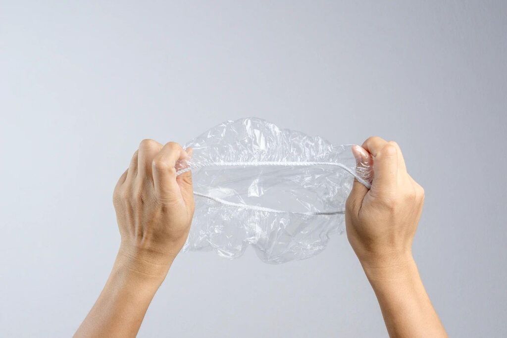 “一次性浴帽”来罩菜 这种保鲜膜靠谱吗？-4.jpg