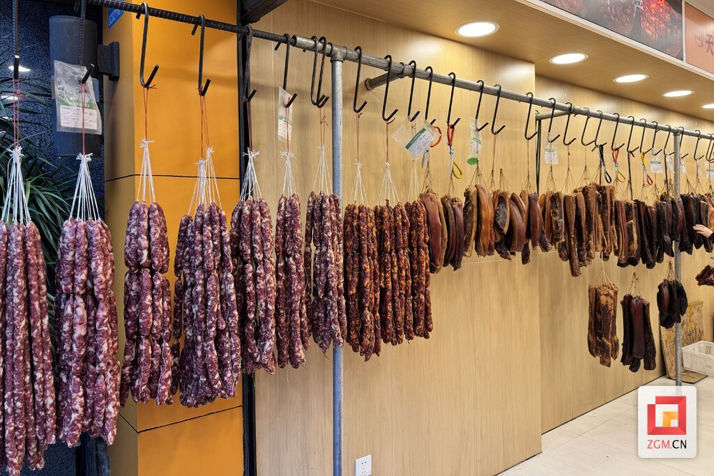 自贡大街小巷腊味飘香：冬季囤货，这个美食你囤了吗？-1.jpg