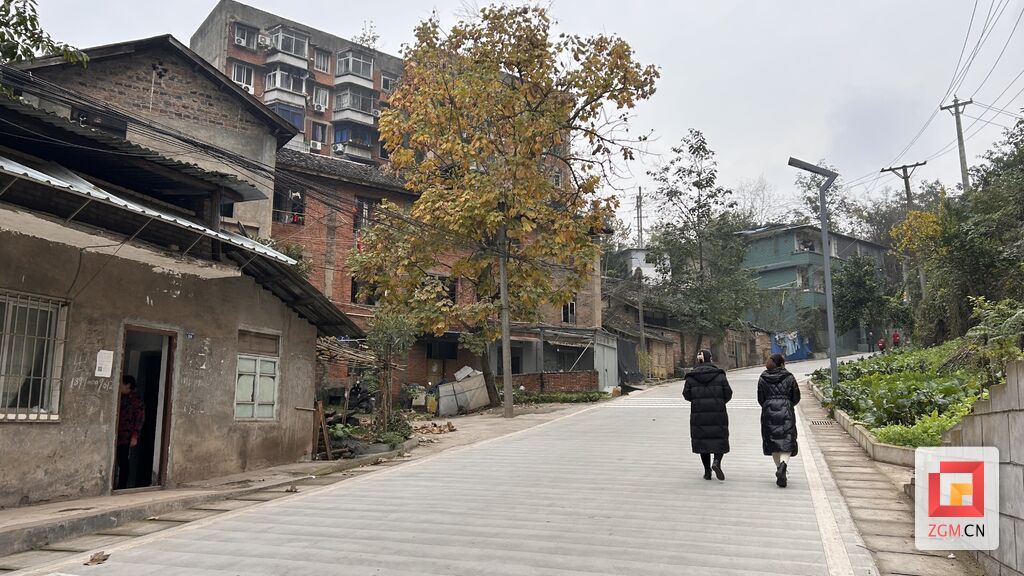 点赞！自贡双塘路有喜事：上千居民出行升级 幸福感大大增强-4.jpg
