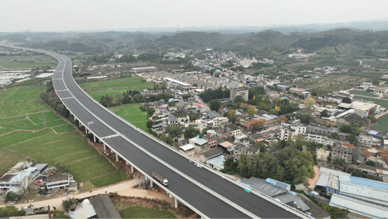 40公里“超级”高架一桥跨两市 为何非要修建“成绵第三高速”-1.png