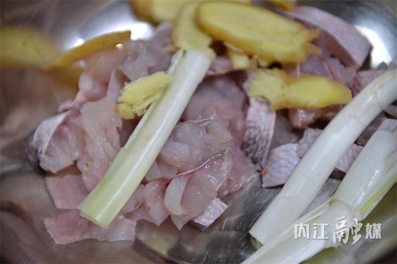 新晋美食名片！内江白乌鱼玩出新花样-9.jpg