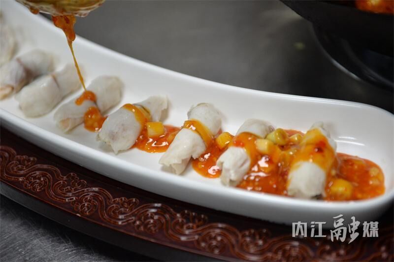 新晋美食名片！内江白乌鱼玩出新花样-12.jpg
