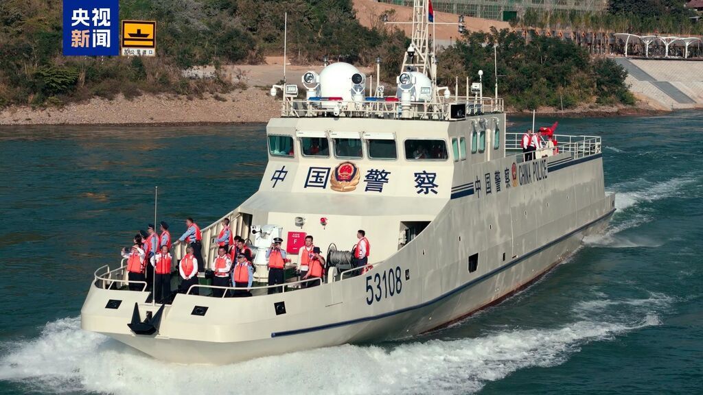 护卫湄公河 53108、53117正式入列-2.jpg