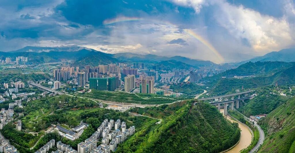 获评“2024最具幸福感城市” 看攀枝花的“幸福密码”-4.jpg