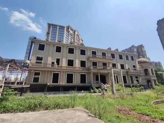 起拍价超7.2亿元 四川安岳一烂尾酒店被公开拍卖-4.jpg