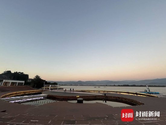 西昌邛海边喷泉有安全隐患？官方回应-1.jpg