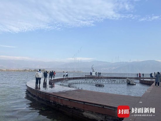 西昌邛海边喷泉有安全隐患？官方回应-3.jpg