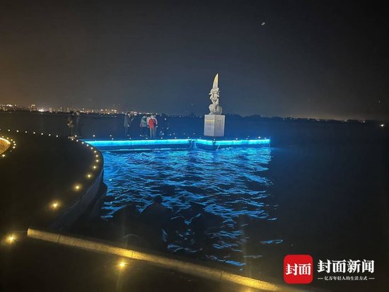 西昌邛海边喷泉有安全隐患？官方回应-5.jpg