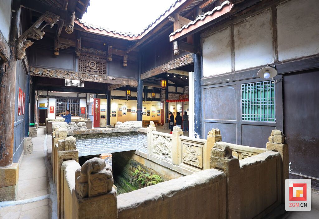 盐都文物·镜像①｜永安鳌头铺这个祠堂有6幅藏诗石雕……-7.jpg